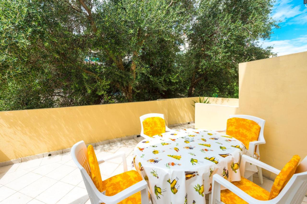 Leilighet 2 Bdrm *